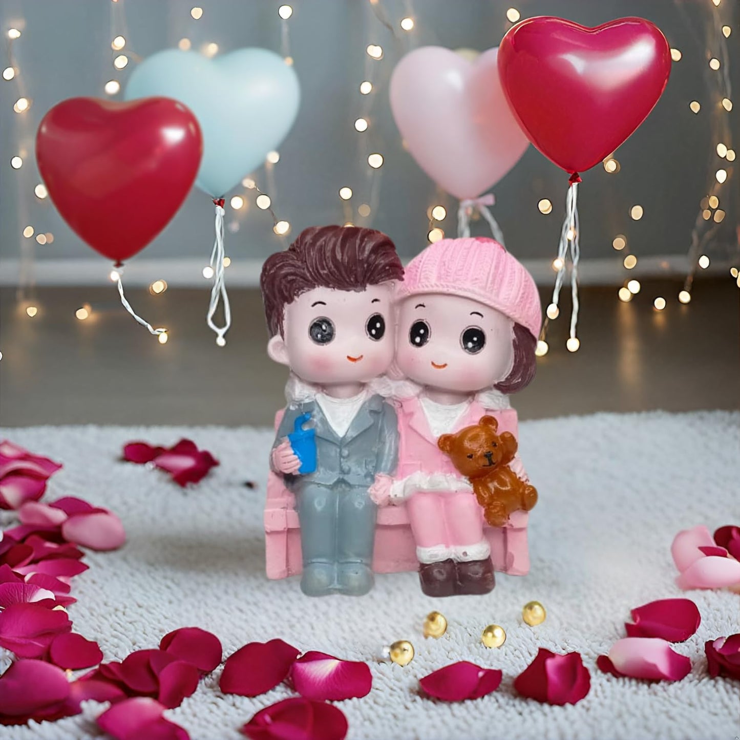 OSTNKART Polyresin Cute Couple Holding Teddy Bear 2.7 inch Multicolour Decorative Showpiece Valentine Gift for Girlfriend, Boyfriend, Husband, Wife (Polyresin, Multicolor)