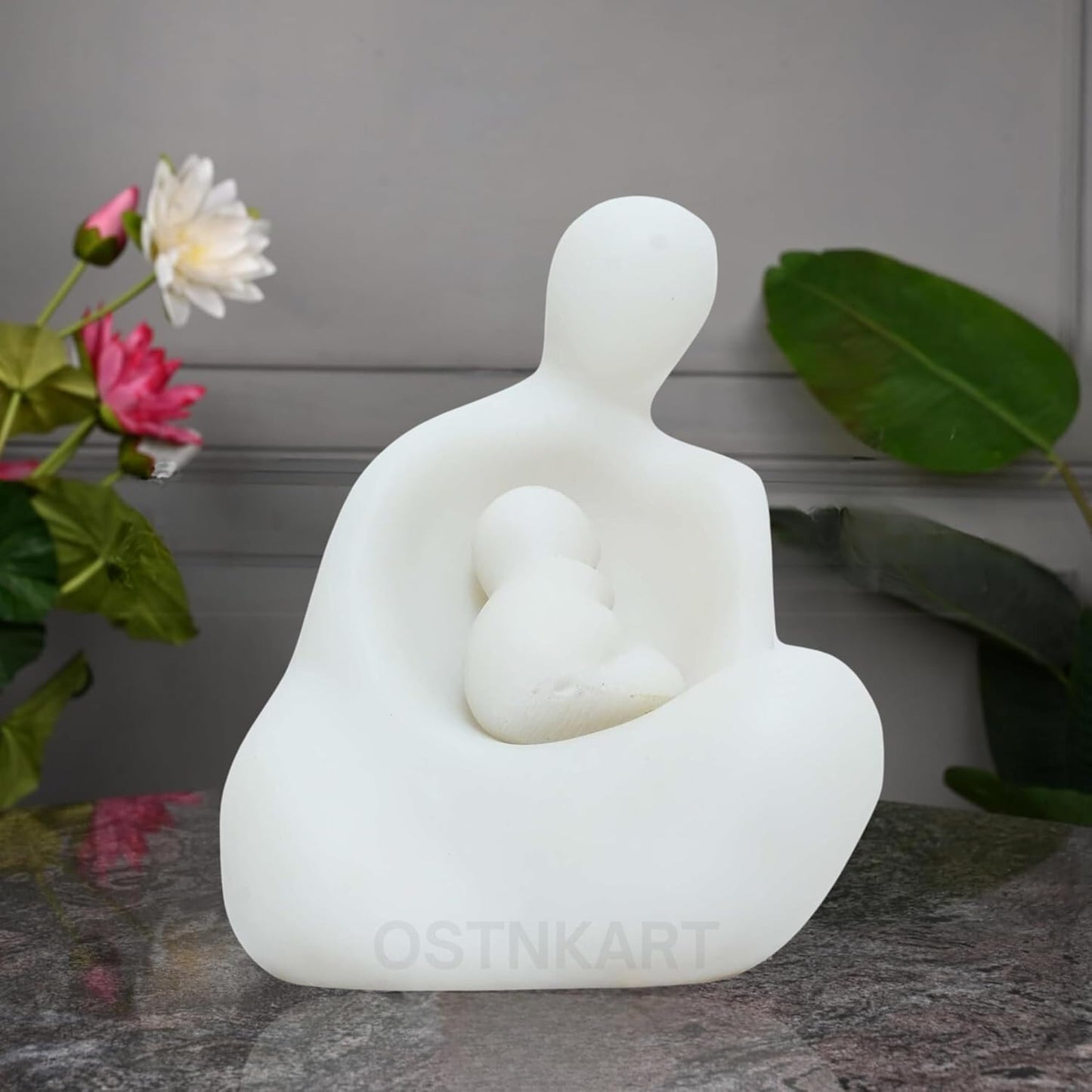 OSTNKART Mother & Baby Statue White Resin (Size - 4.5 Inch) Showpiece Baby Shower Gift Home Decoration Item Mom to be for Wife, Women, Sister, Pregnant Lady, Loveable Person Unique Gift
